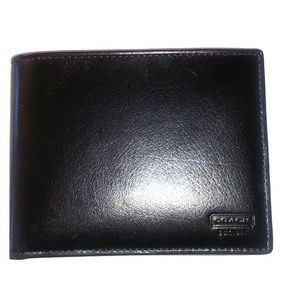 NWT Coach Men’s Boxed Double Billfold Wallet